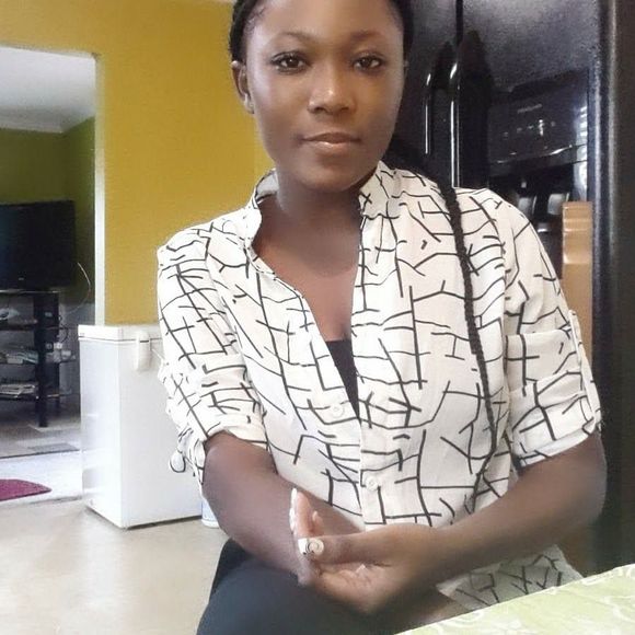 Meet your Posher, Rina - Picture 1 of 1